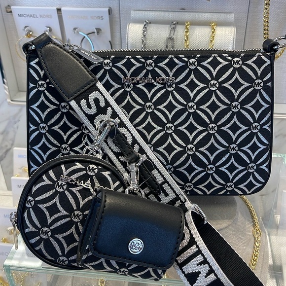 MICHAEL KORS Jet Set Travel Small Logo Jacquard Crossbody With Tech Attach NWT - Picture 14 of 16